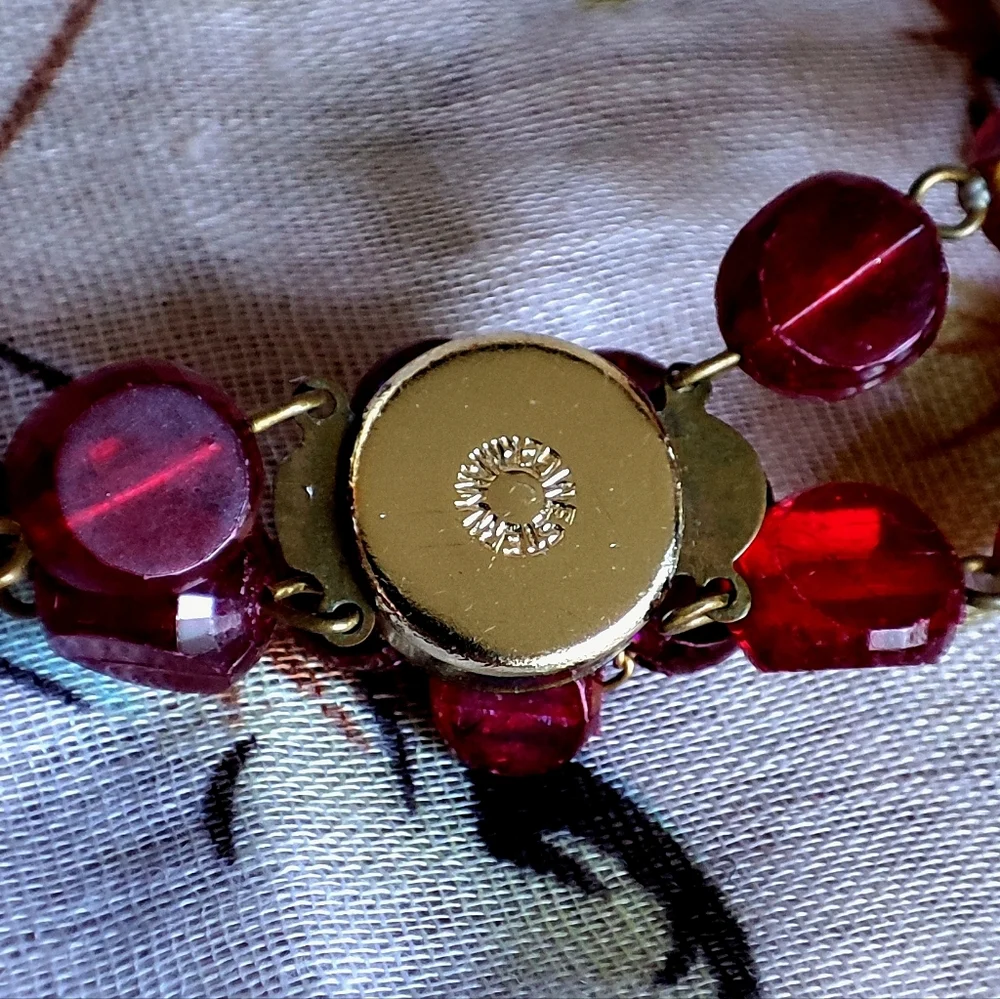 Western Germany Plastic Red Aurora Borealis Light Weight Beaded Vintage Necklace